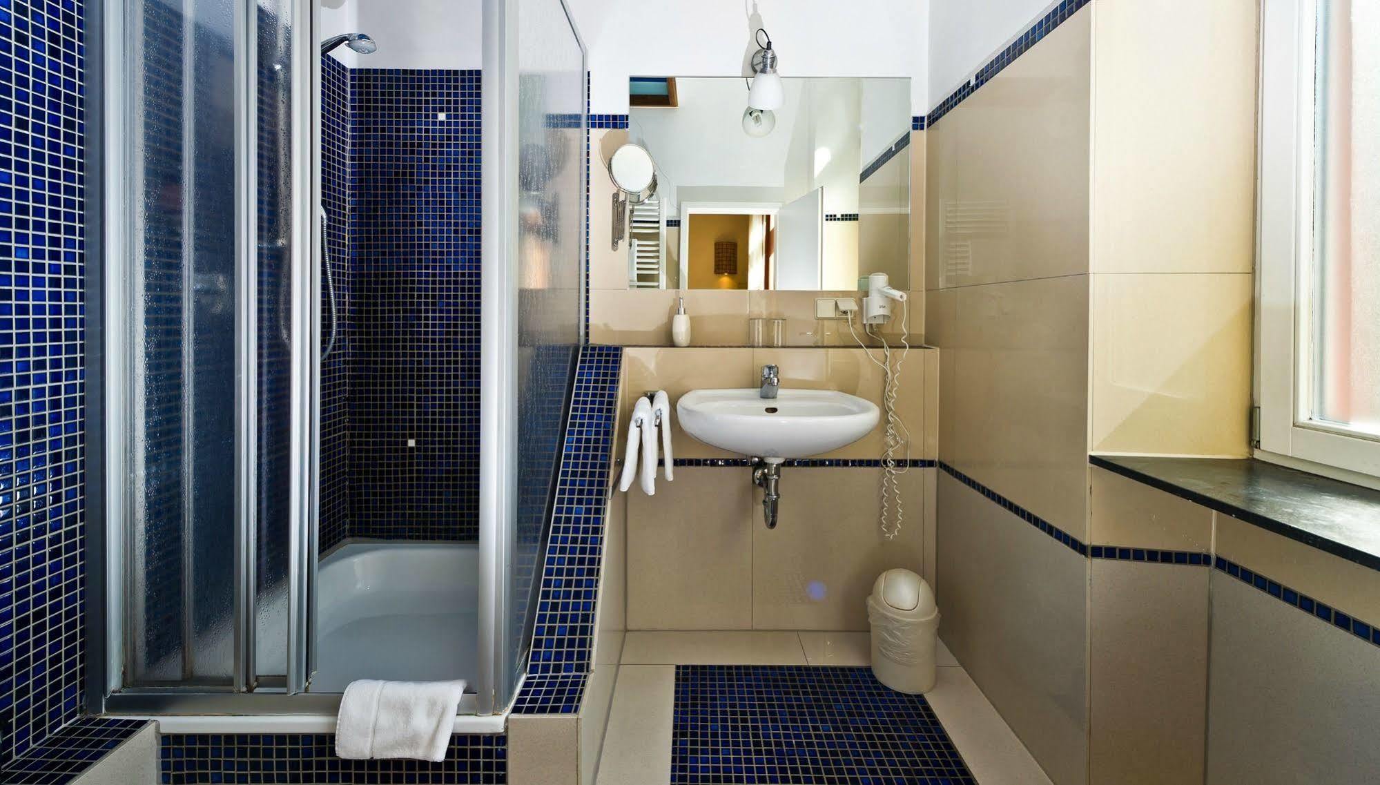 היידלברג Hotel Monpti מראה חיצוני תמונה