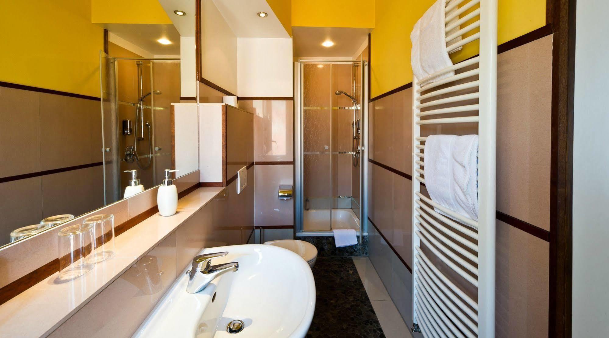היידלברג Hotel Monpti מראה חיצוני תמונה