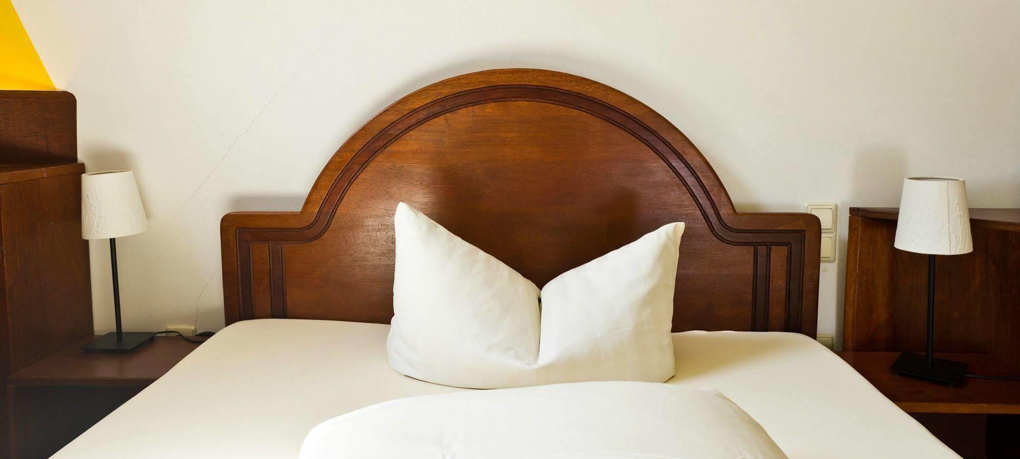 היידלברג Hotel Monpti מראה חיצוני תמונה